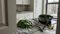 Raw vs. cooked spinach: which is healthier for vitamin C, iron, and calcium