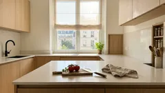 Plan de travail dégagé : 10 idées de rangement malin pour une cuisine qui respire